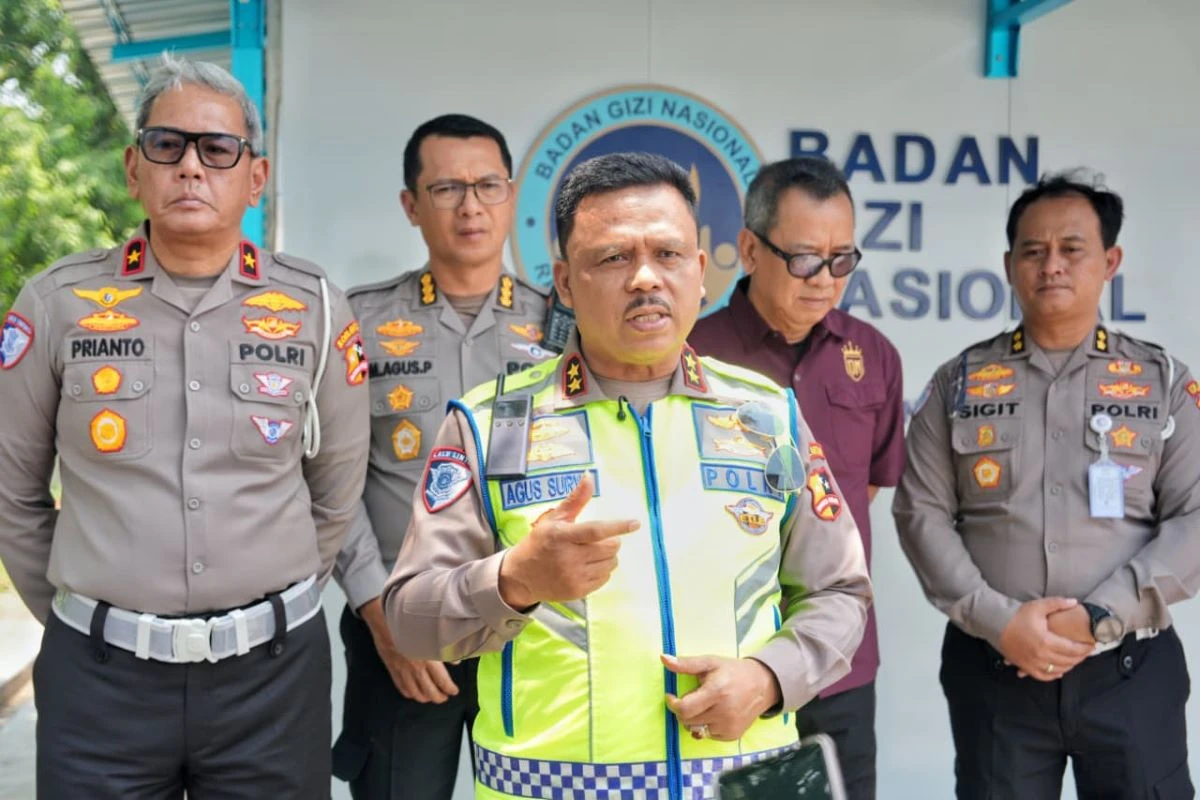 Atensi Kapolri, Irjen Agus Langsung Tinjau SPPG di Pusdik Lalu Lintas Serpong