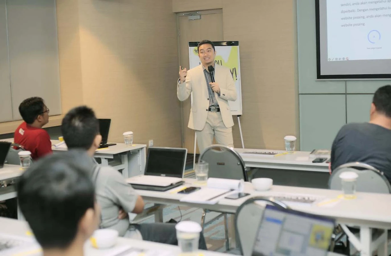 Riset Media Promosi Online Sebut Purbaya dan AHY Sebagai Tokoh Paling Disorot