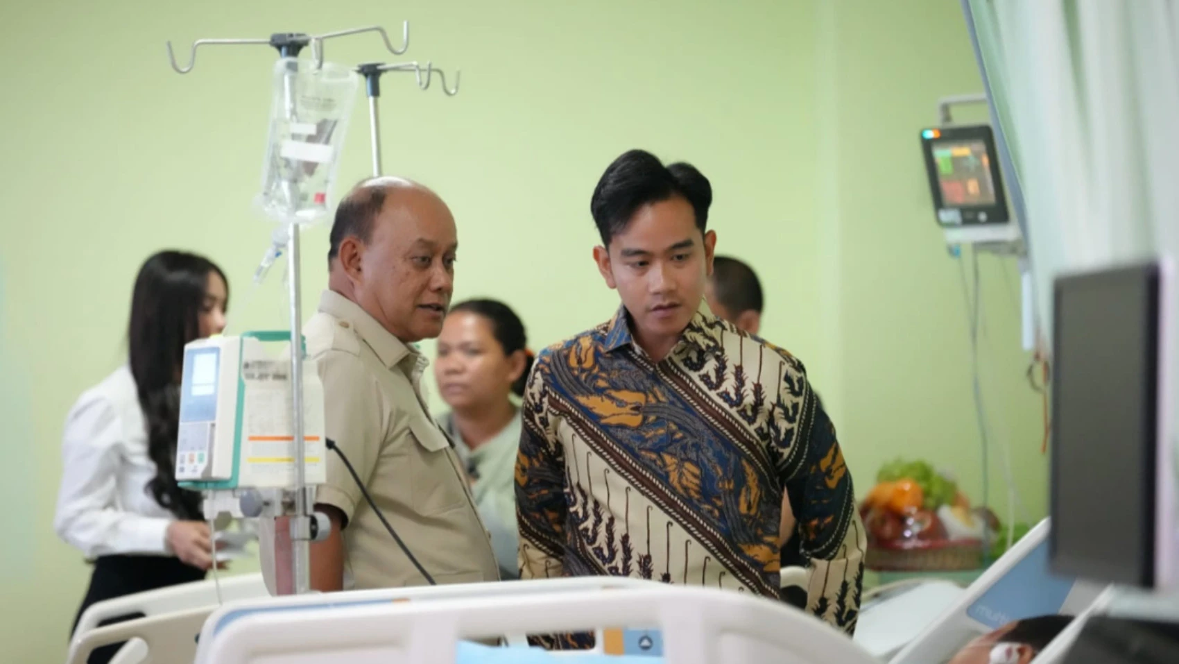 Selain Dadan Hindayana, Prabowo Juga Copot 2 Pimpinan BGN Ini