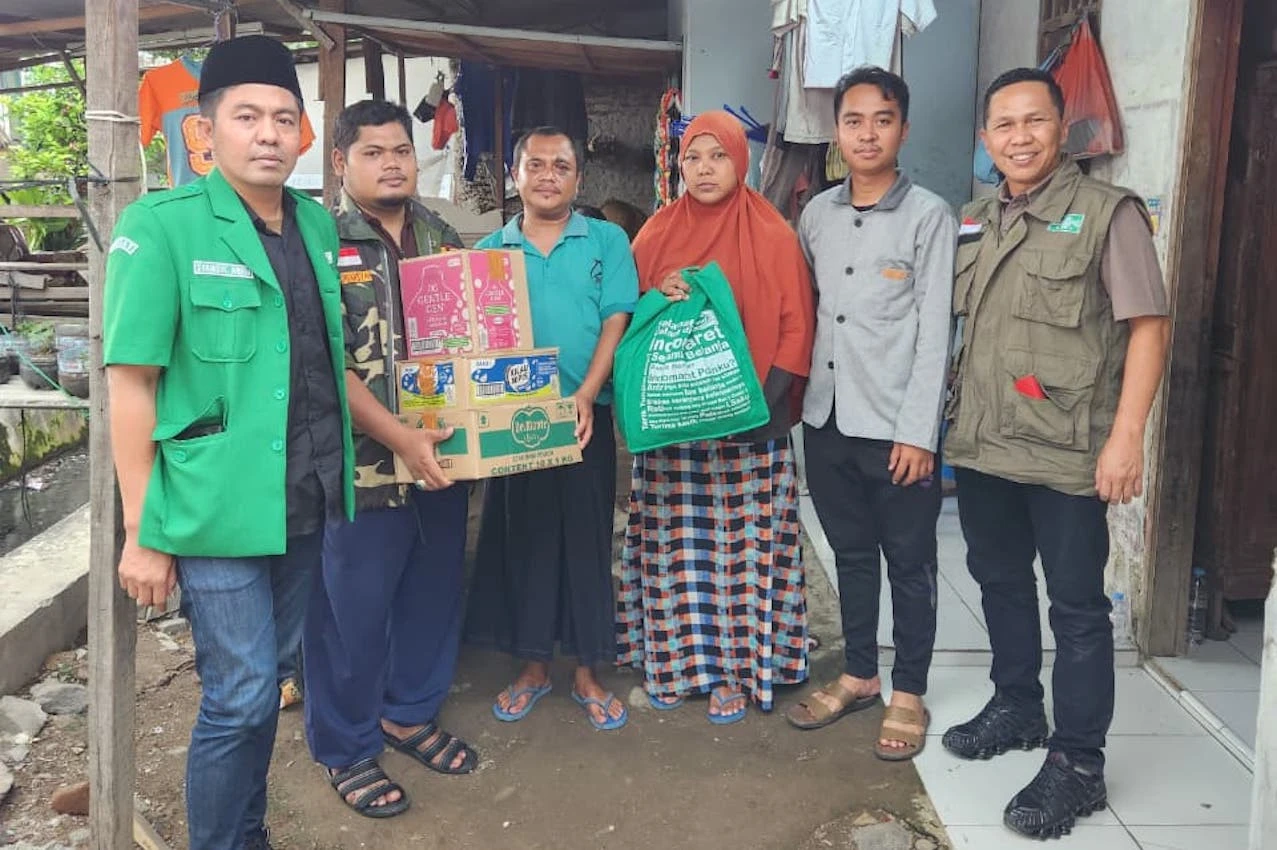 GP Ansor Berikan Warung BUMA kepada Anggota Banser Korban Penganiayaan Saat Hadiri Pengajian