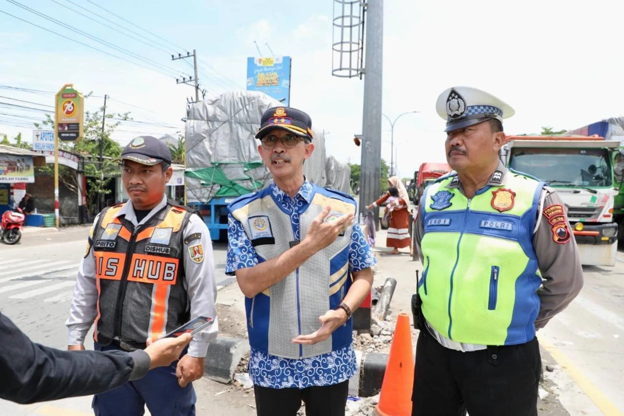 Pemprov Jateng & Polisi Atur Lalin di Titik Banjir, Kemacetan Jalur Demak-Semarang Mulai Terurai