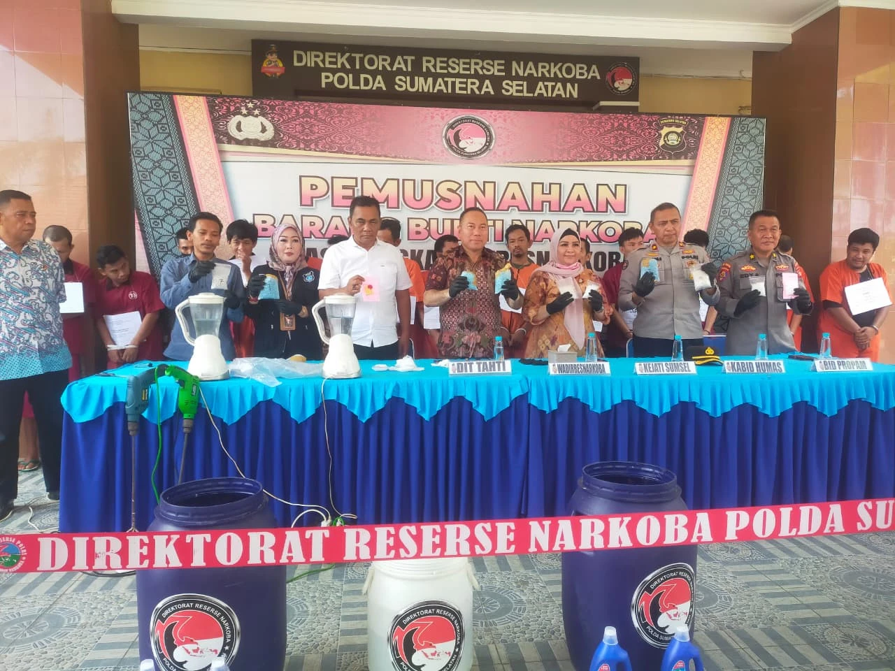 Polda Sumsel Musnahkan Ribuan Gram Sabu-Sabu dan Pil Ekstasi dari 23 Tersangka