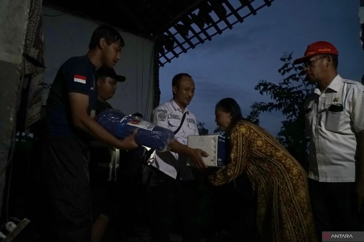 Puluhan Rumah Rusak Terdampak Angin Puting Beliung di Tulungagung