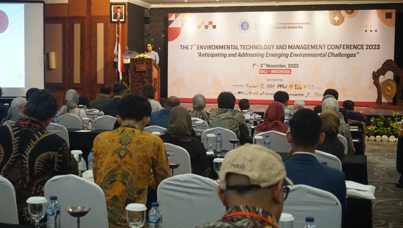 EMTC ITB 2023: Ekonomi Sirkular Mencegah Kerusakan Bumi