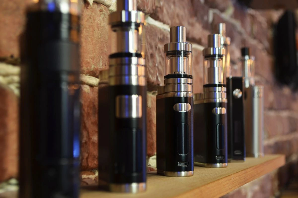 Permintaan Kepada Pesohor untuk Berhenti Mempromosikan Rokok Elektronik