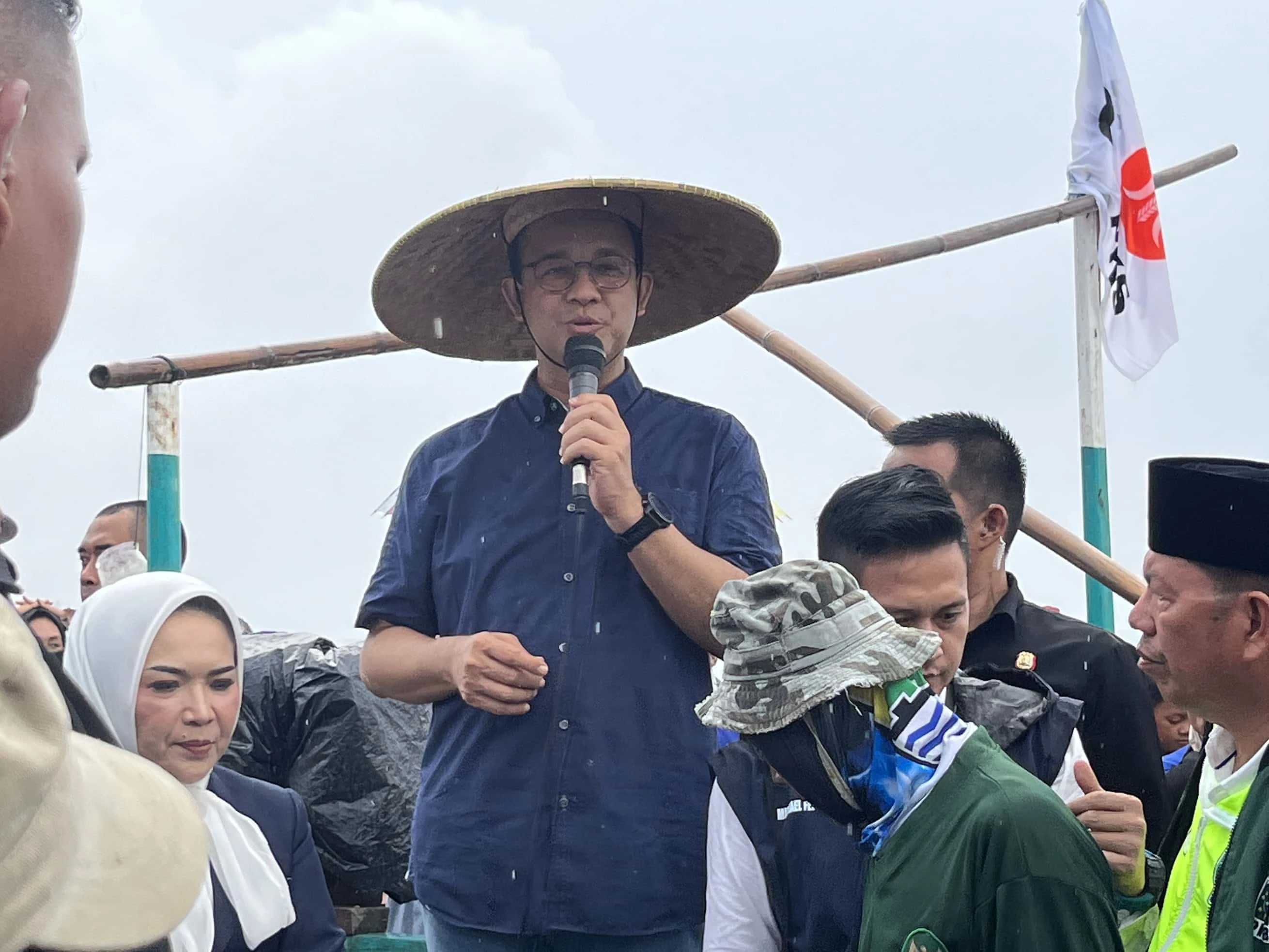 Antusias Sambut Hari Besar, Sukarelawan Gaungkan Rekam Jejak Anies ke Seantero Riau