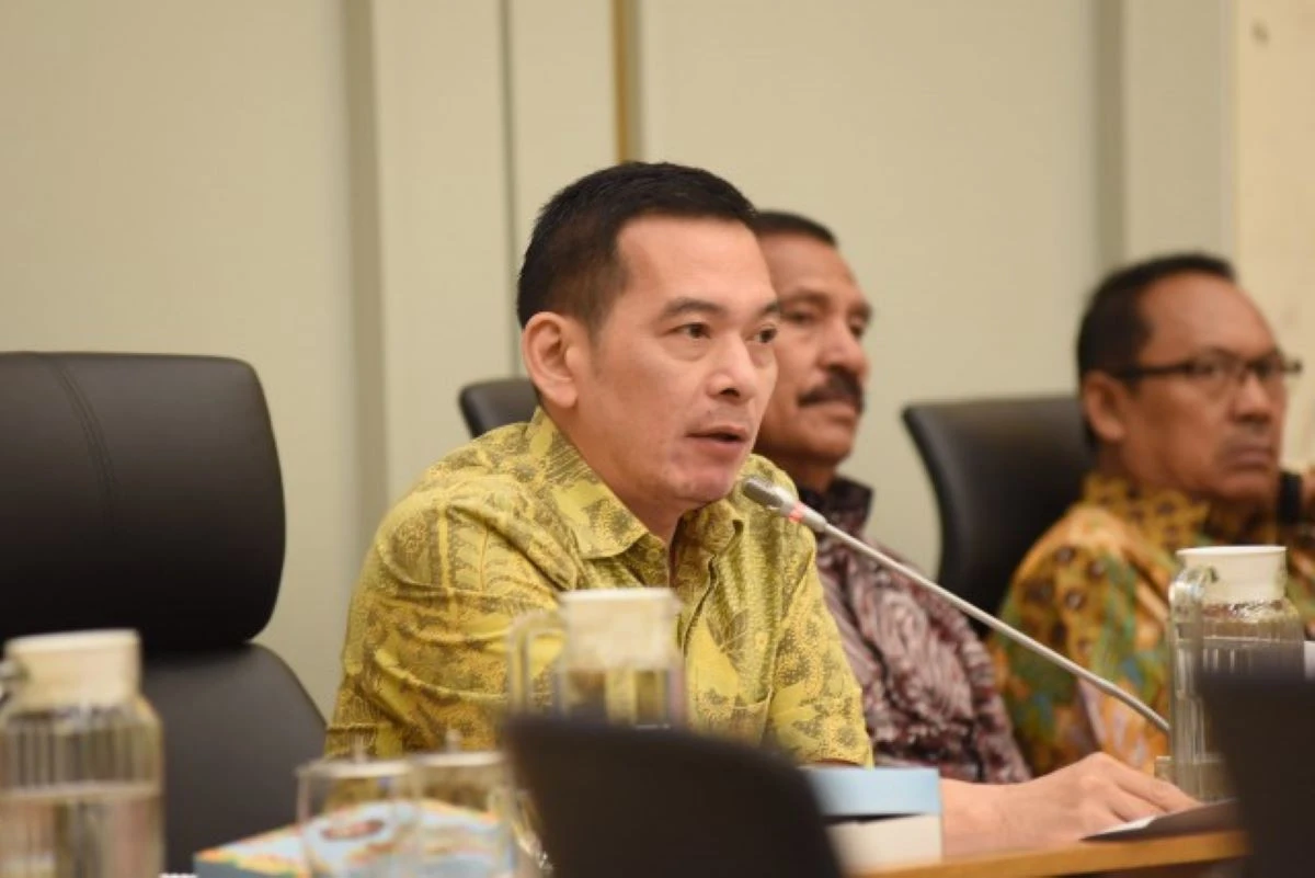 Daniel Johan Minta Polisi Usut Dalang Pengoplosan Beras