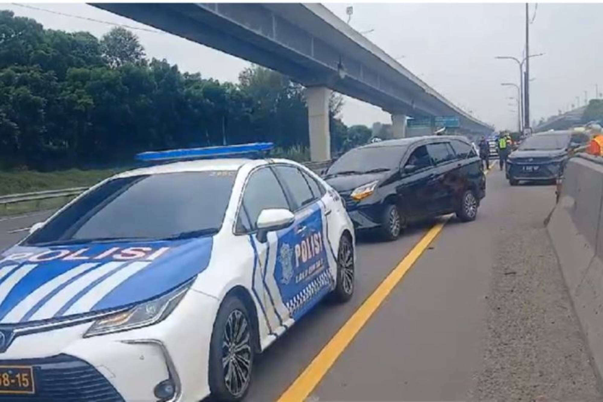 Contraflow Tol Japek Arah Cikampek Diperpanjang