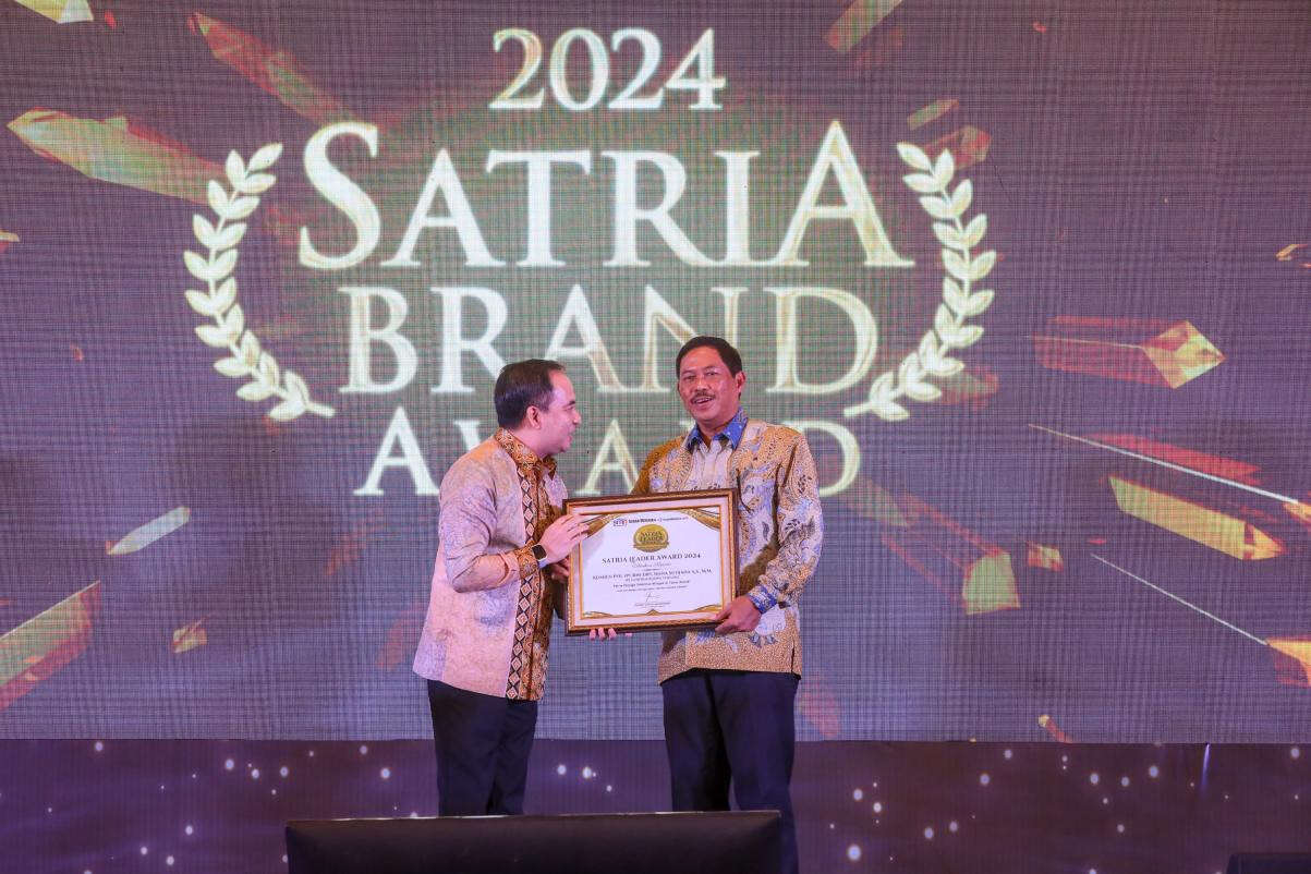 Satria Brand Award 2024: Pj Gubernur Jateng Raih Penghargaan Penjaga Stabilitas Wilayah di Tahun Politik