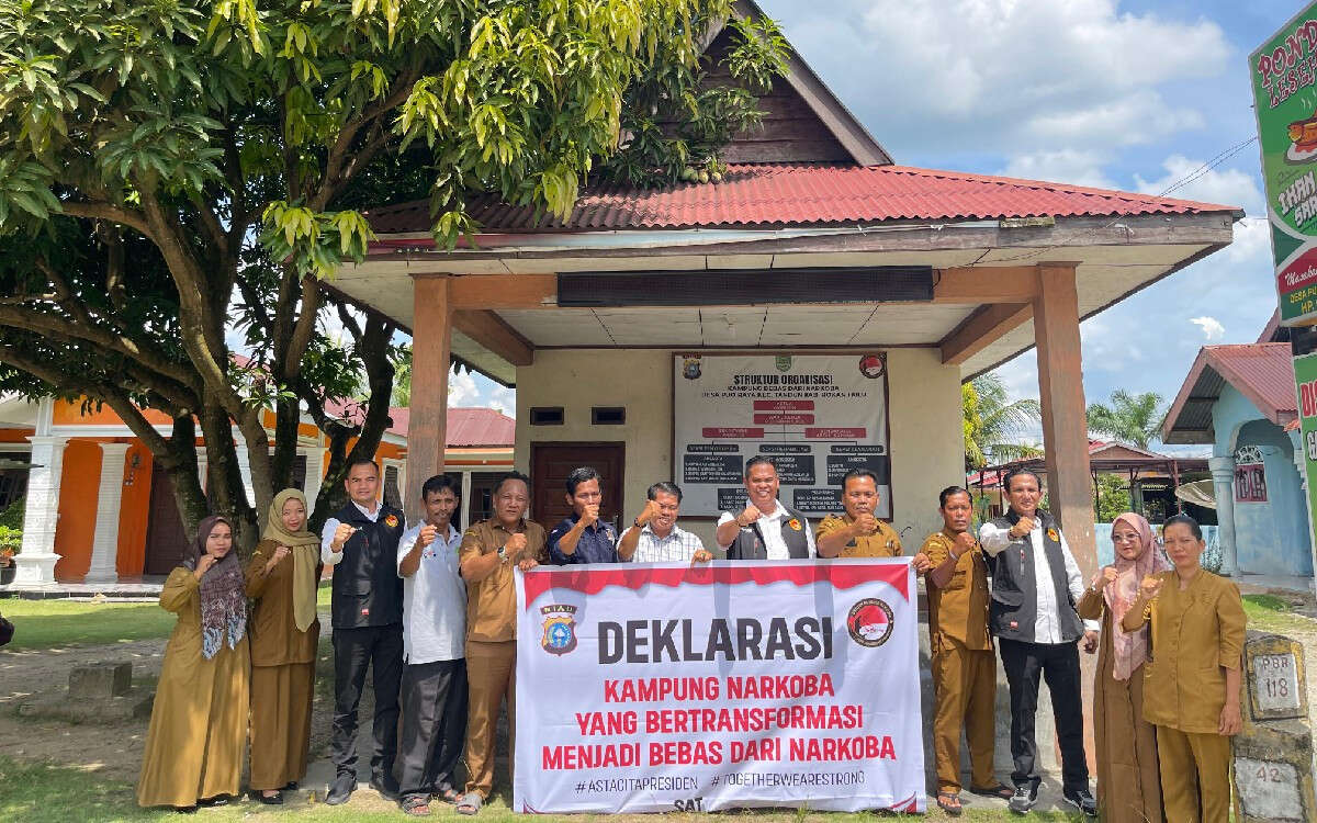 Bersama Masyarakat, Polres Rohul Deklarasi Kampung Bebas Narkoba di Desa Puo Raya