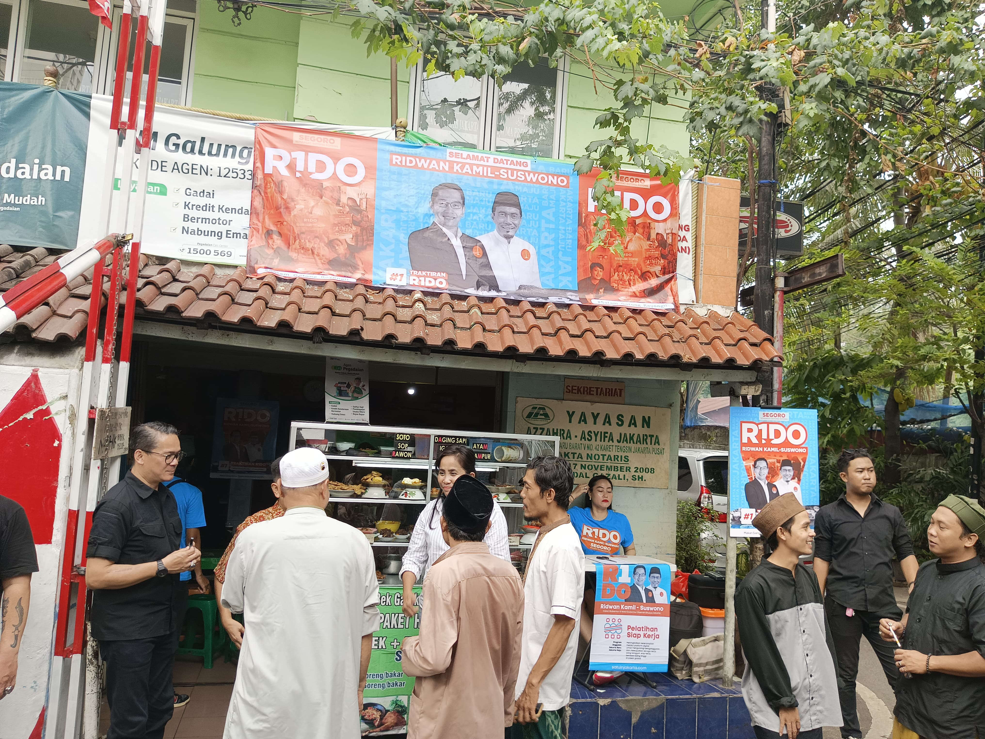 Usung Semangat Gotong Royong, Program Traktiran RIDO Hadir di Pemukiman Warga