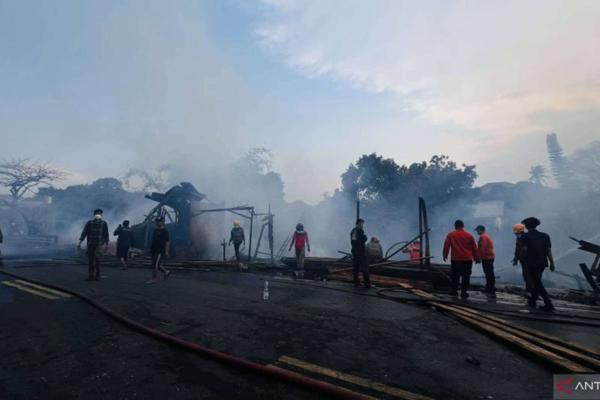 Kebakaran Besar di Tajur Bogor, Lapak Pedagang dan Rumah Warga Hangus