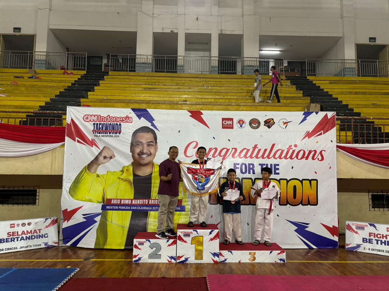 Luar Biasa, Inti Club Unit Menteng Pomdam Jaya Rebut 11 Emas dari CNN Taekwondo Championship 2024