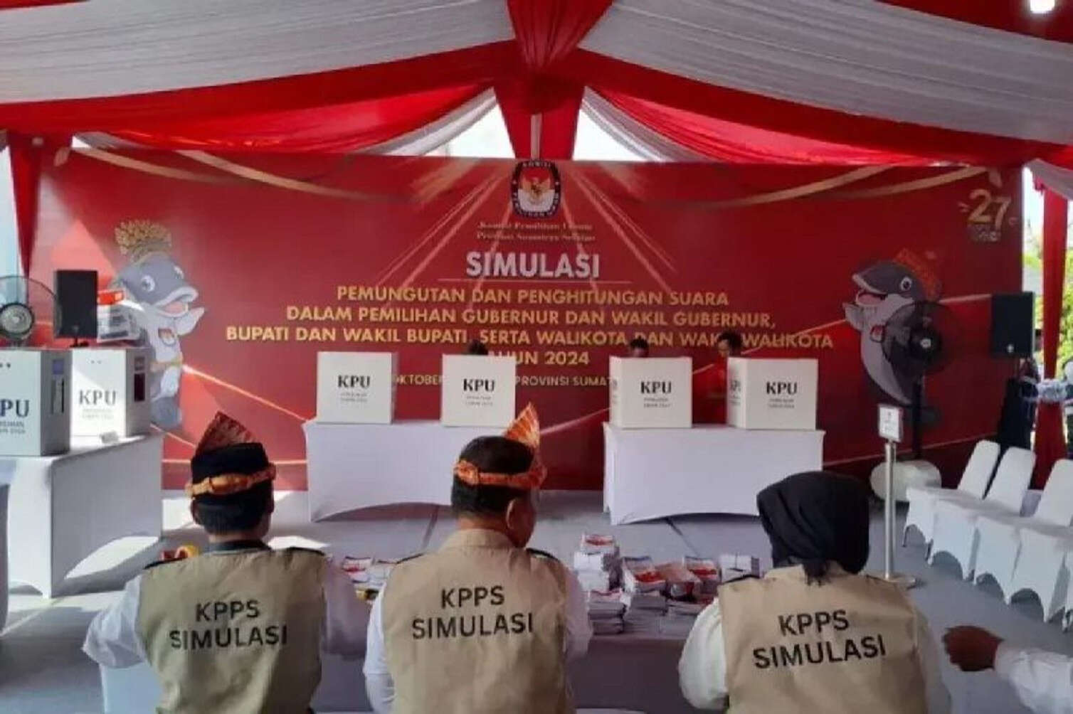 Distribusi Surat Suara Pilkada Tetap Aman Saat Memasuki Musim Hujan