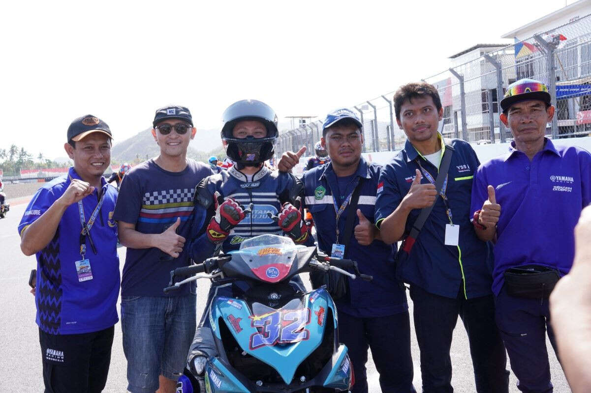 Keren, Yamaha Aerox Garapan Tim SMK Ini Naik Podium di Sirkuit Mandalika