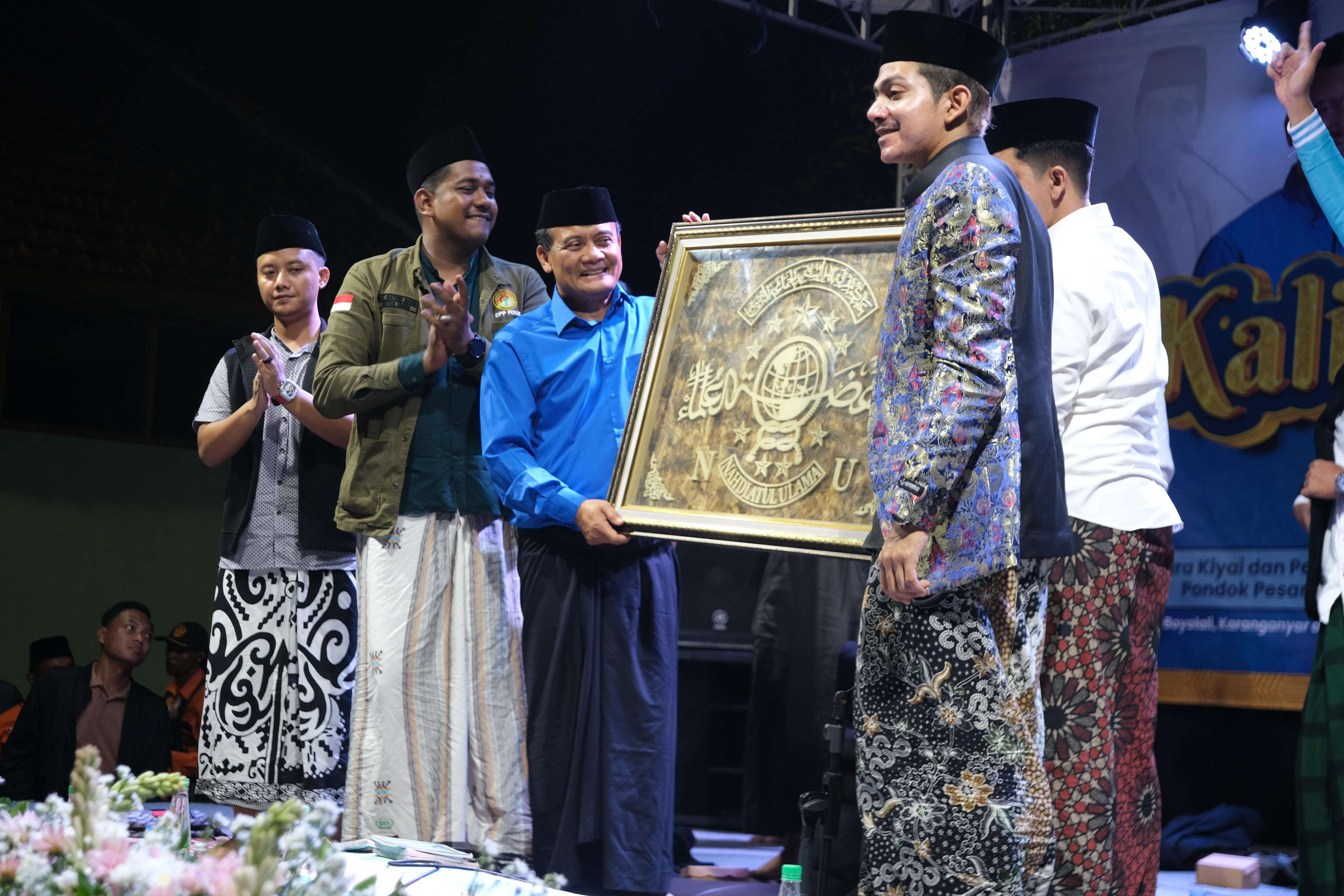 Hadiri Majelis Sholawat Hari Santri Nasional, Ahmad Luthfi Sebut Dirinya Juga Santri