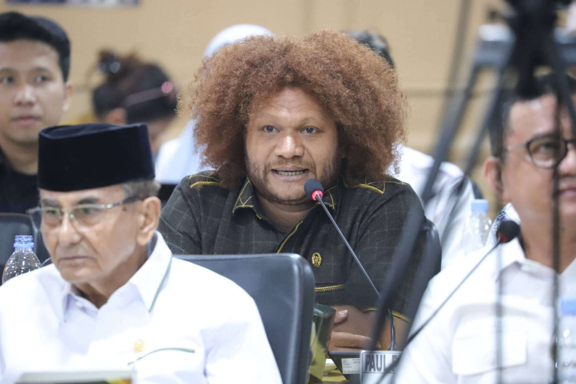 Tolak Program PSN Baru, Senator Paul Finsen Mayor Minta Presiden Tinjau Ulang