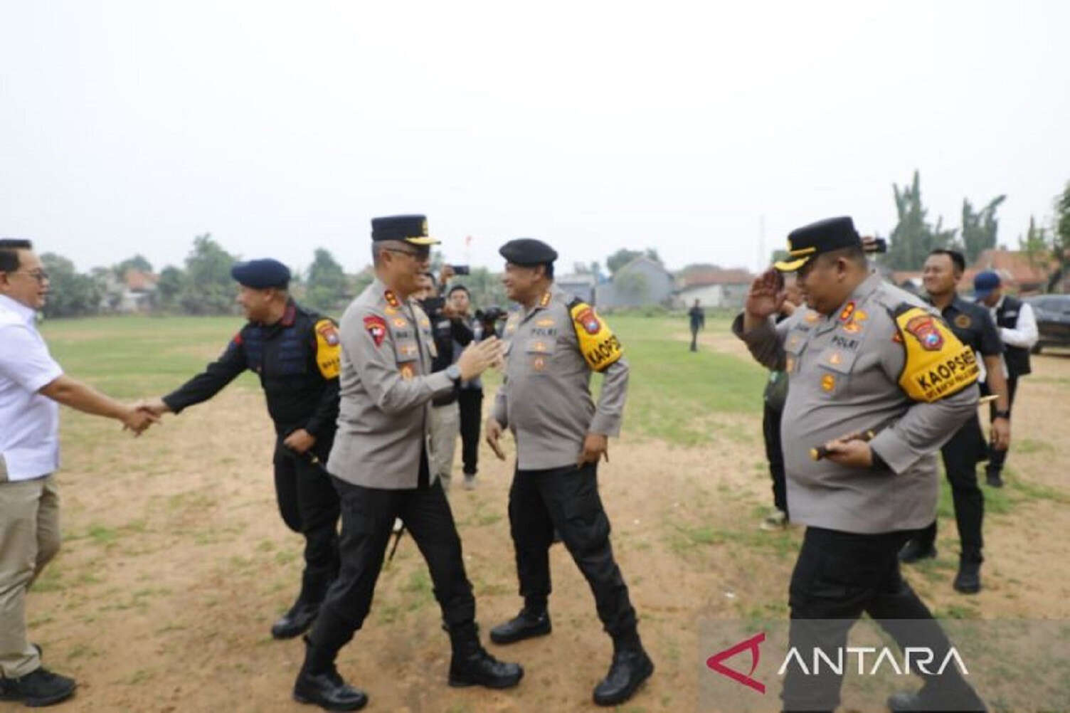 Kapolda Jatim dan Pangdam V Brawijaya Turun Khusus ke Pamekasan