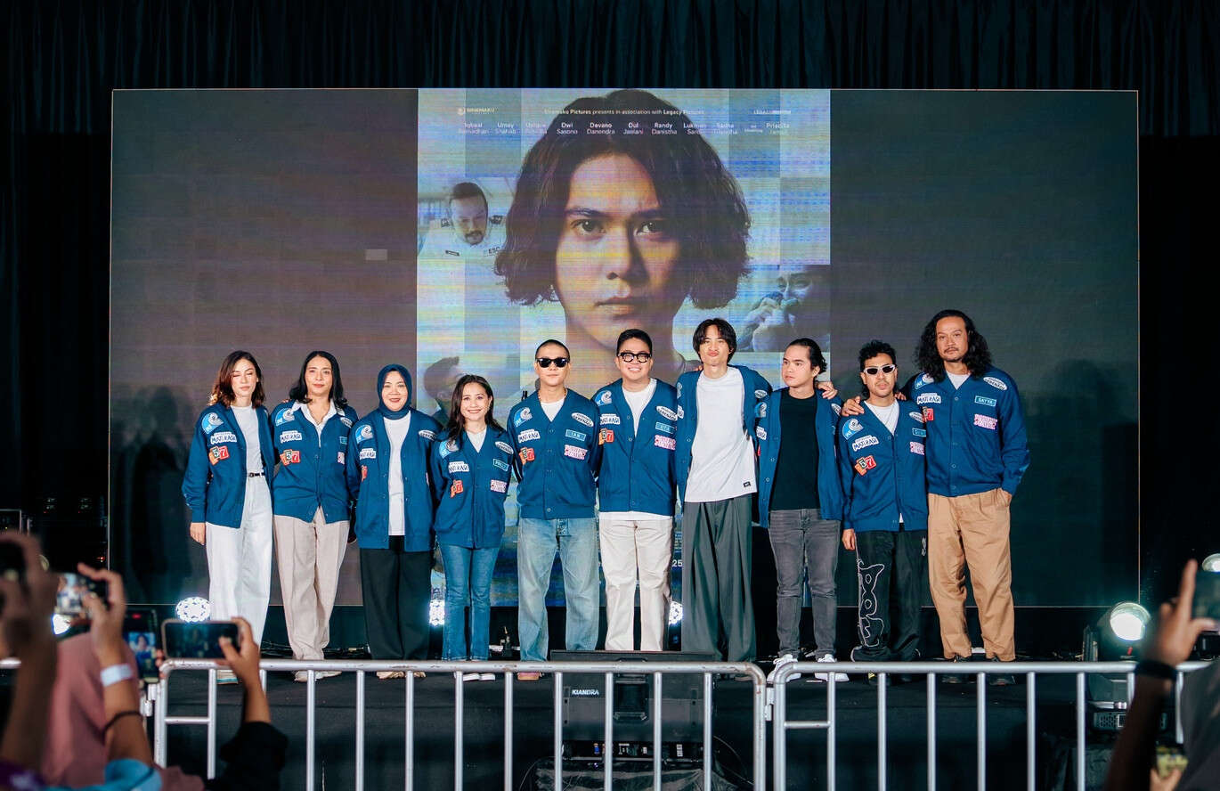 Perayaan Mati Rasa, Pilu Adik Kakak yang Kehilangan Orang Tua