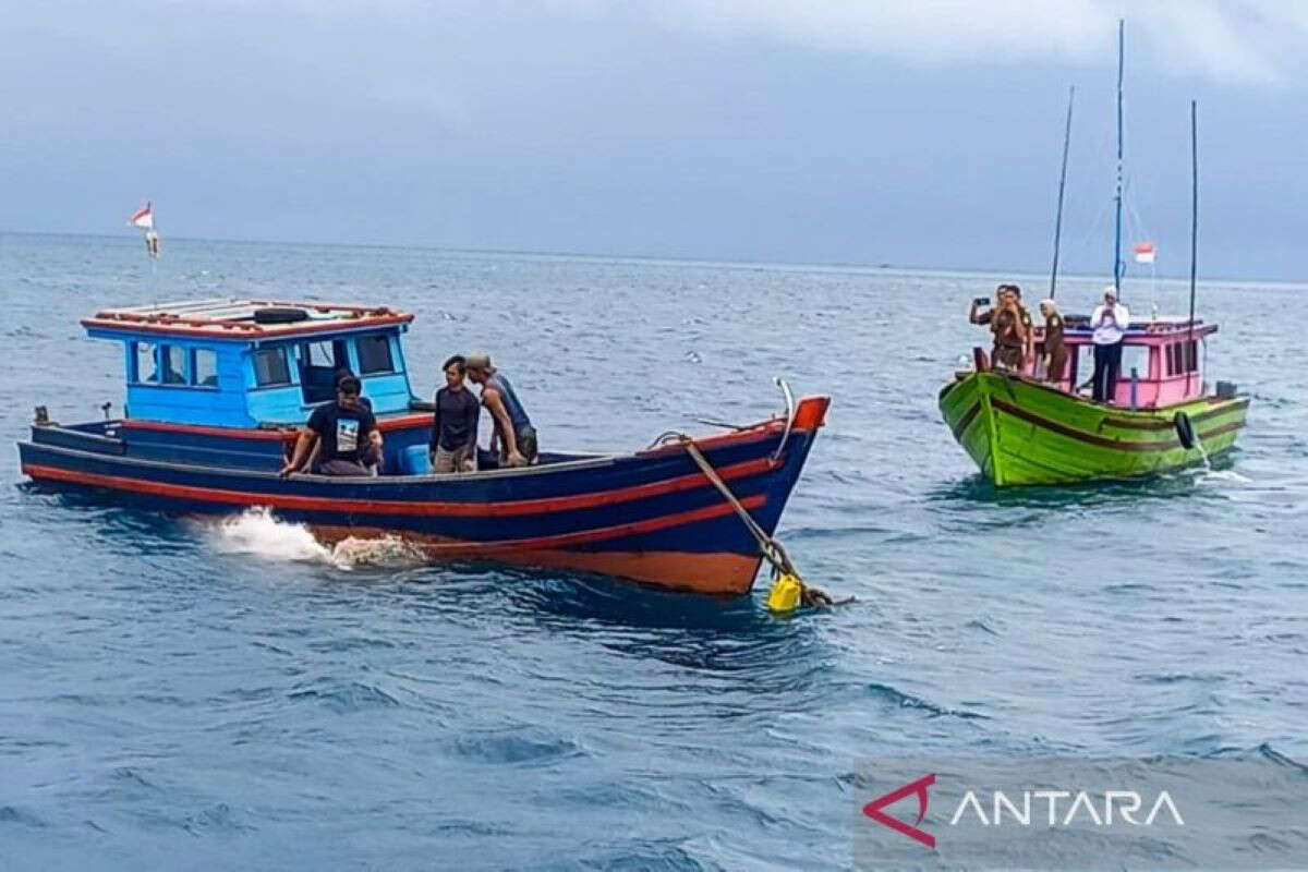 2 Kapal Ikan Asing Asal Tiongkok Ditenggelamkan di Natuna