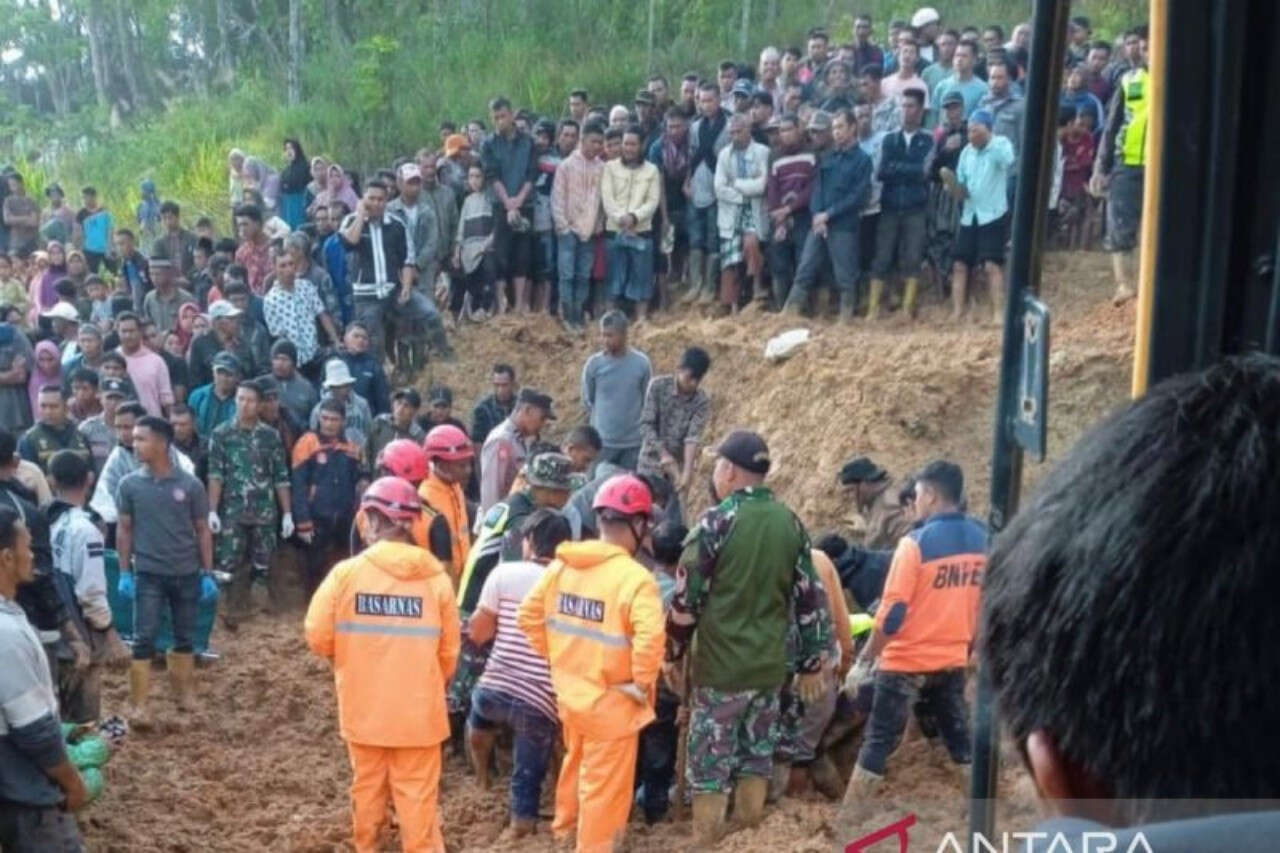 4 Warga Meninggal Tertimbun Tanah Longsor di Aceh Tengah