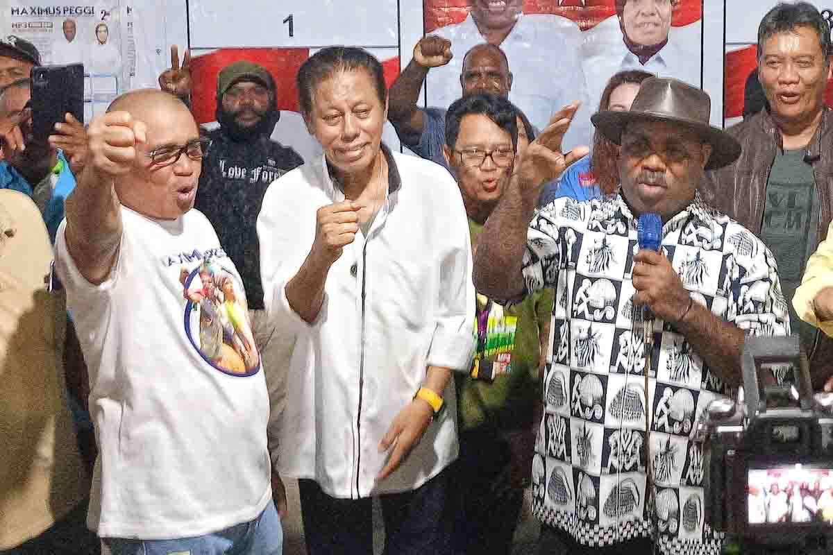 Cabup Mimika Maximus Klaim Suaranya Terus Naik di Beberapa Distrik