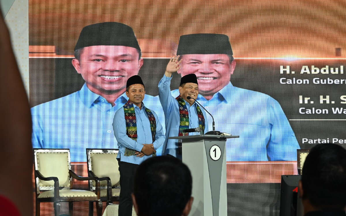 Wahid-Hariyanto Ungguli Paslon Lain dalam Debat Perdana Pilgubri 2024