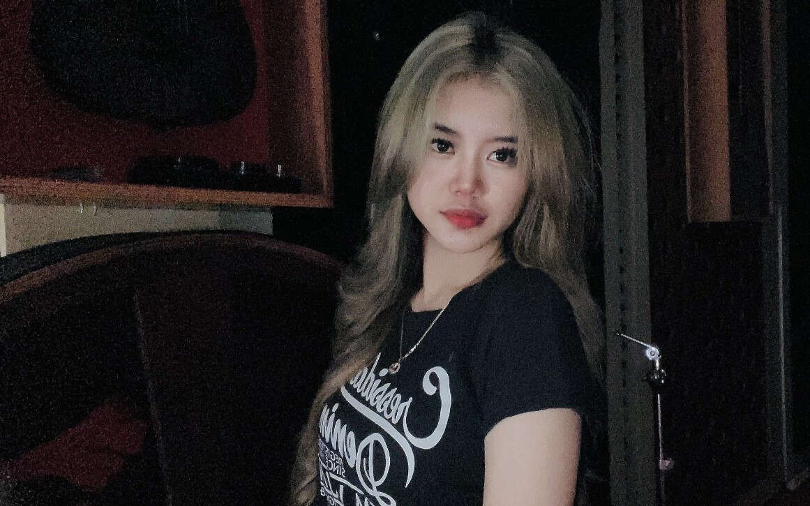 Perjalanan DJ Friska Indriyani yang Kini Makin Dikenal