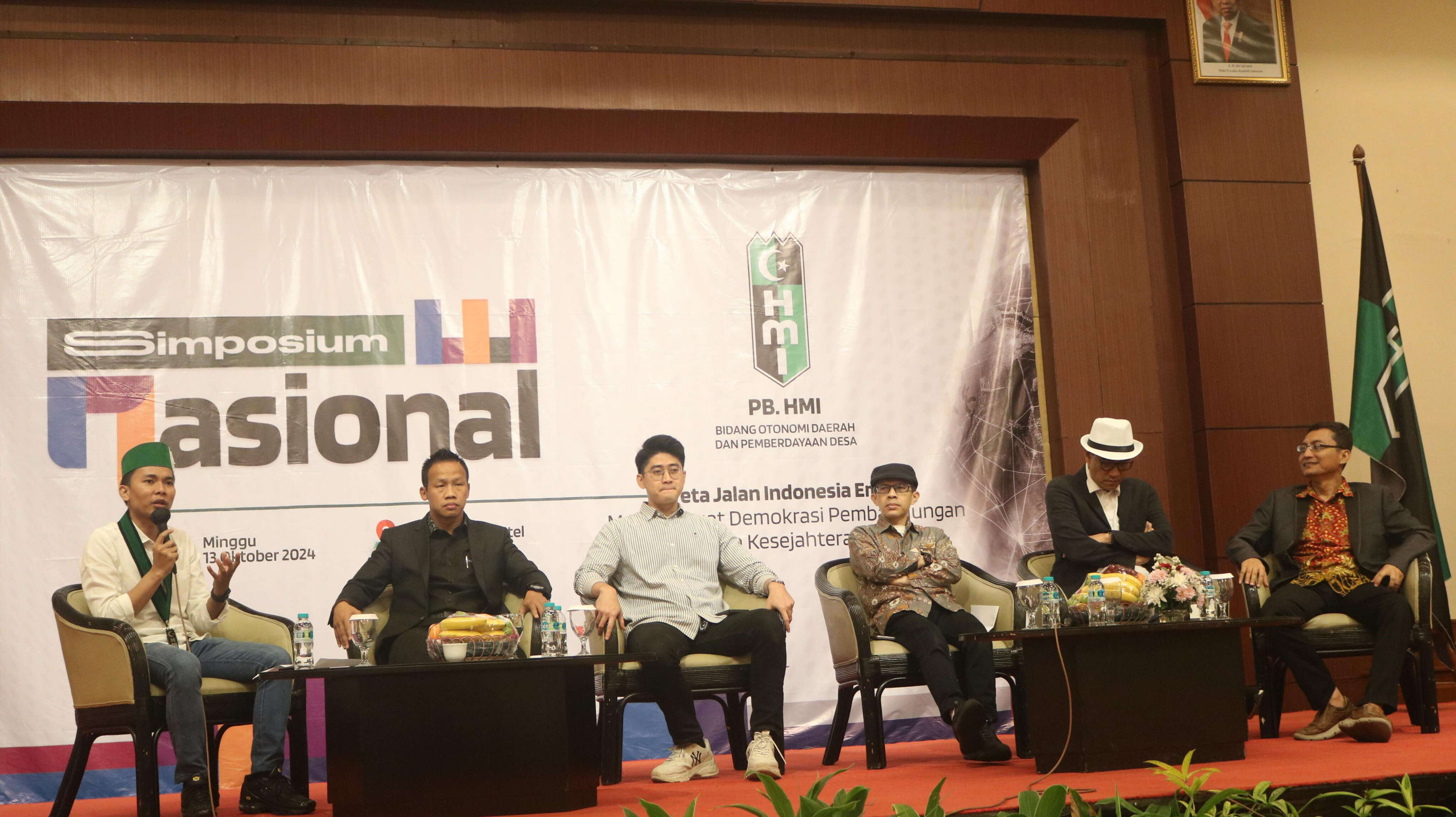 Simposium Nasional PB HMI Bicara Peta Jalan Indonesia Emas