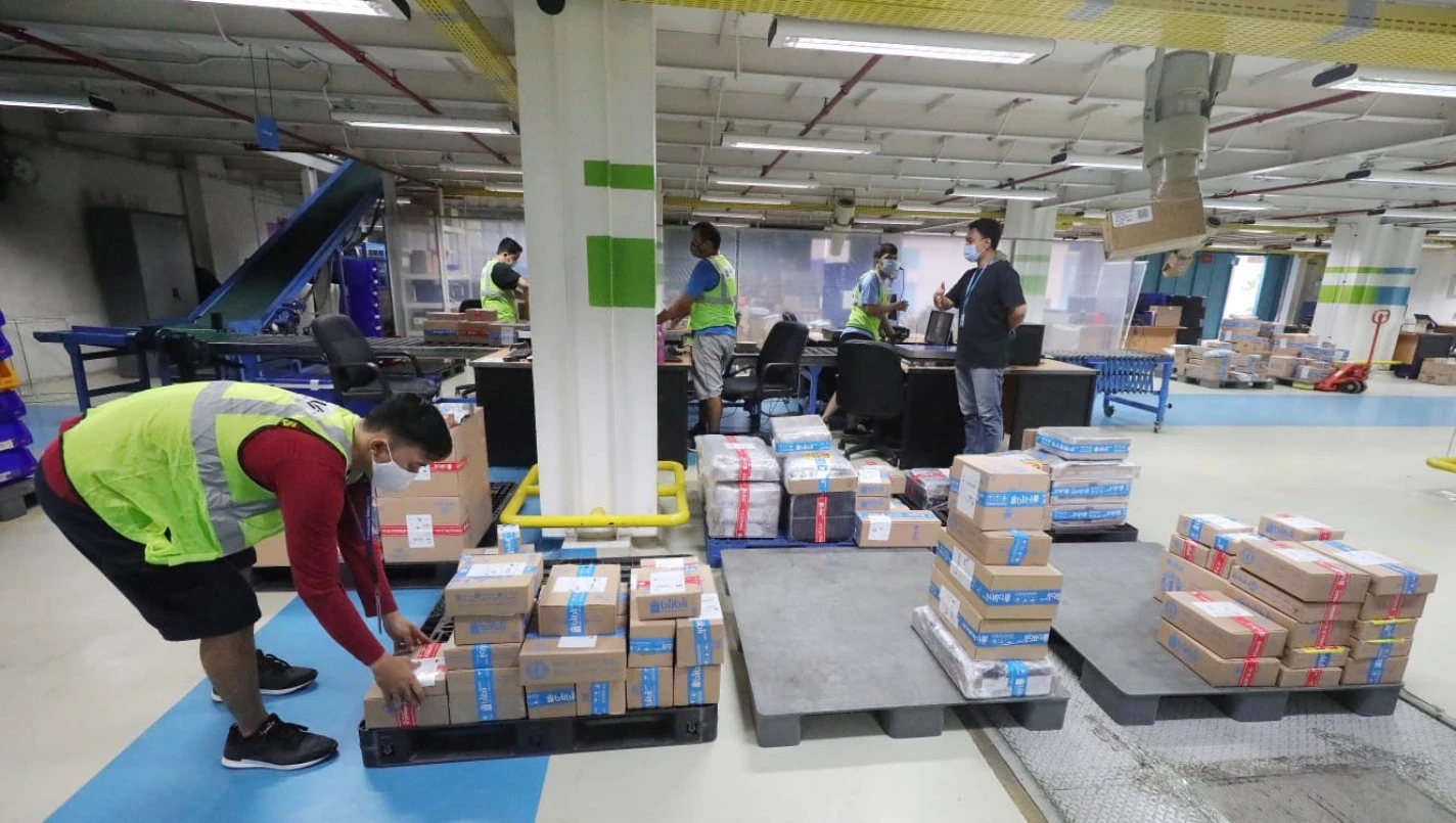 Yuk Tukar Tambah Sepatu di Blibli Sambil Berdonasi, Pilihannya Makin Banyak