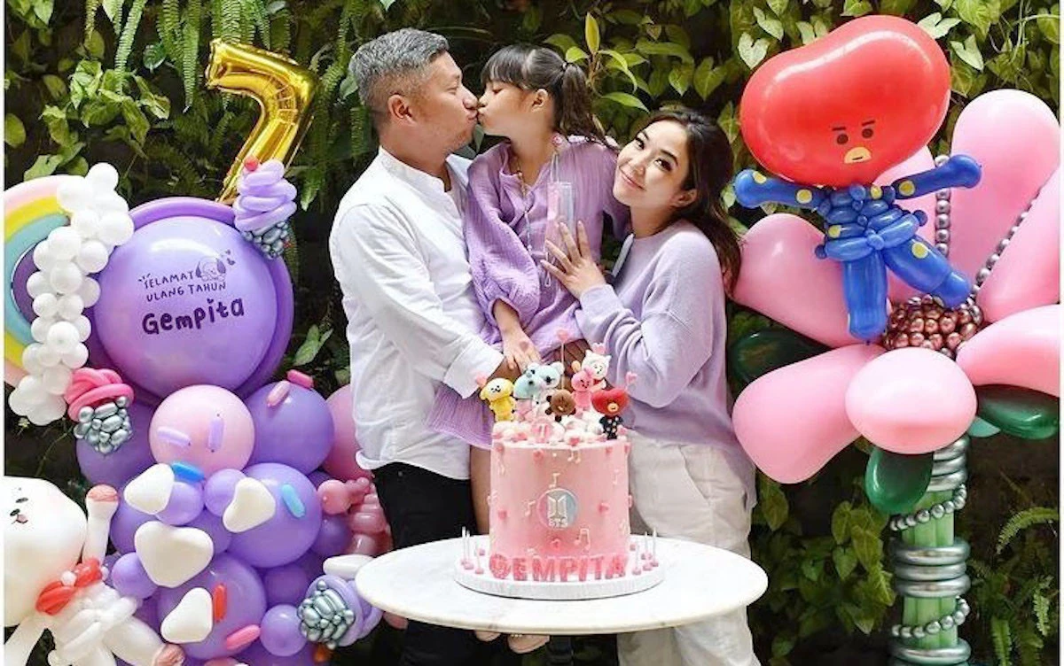 Gading dan Gisella Anastasia Kompak Urus Gempi, Roy Marten Beri Apresiasi