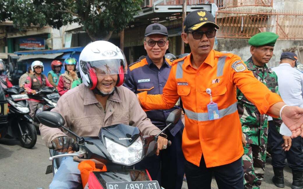 KAI dan Korlantas Kampanyekan Pentingnya Disiplin Berlalu Lintas di Perlintasan Sebidang