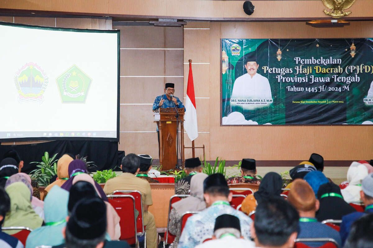 Pj Gubernur Jateng Minta 258 Petugas Haji Beri Pelayanan Terbaik kepada Jemaah