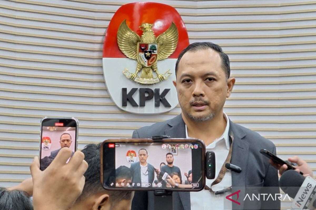 Operasi Senyap KPK di Kalsel, 4 Pejabat Ditangkap & Uang Rp 10 Miliar Disita