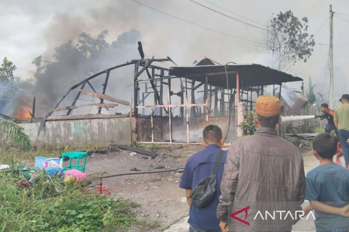 Kebakaran Melanda 4 Rumah Sewa Semipermanen di Aceh, Ini Dugaan Penyebabnya