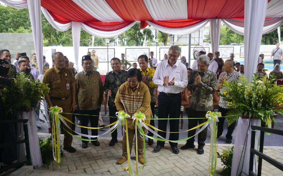 Menteri LHK Resmikan Ekoriparian di UMRI, Dorong Kelestarian Lingkungan dan Ekonomi