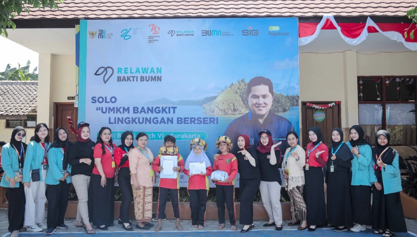 PT Pegadaian bersama SIG Gelar Bakti BUMN Batch VI di Surakarta