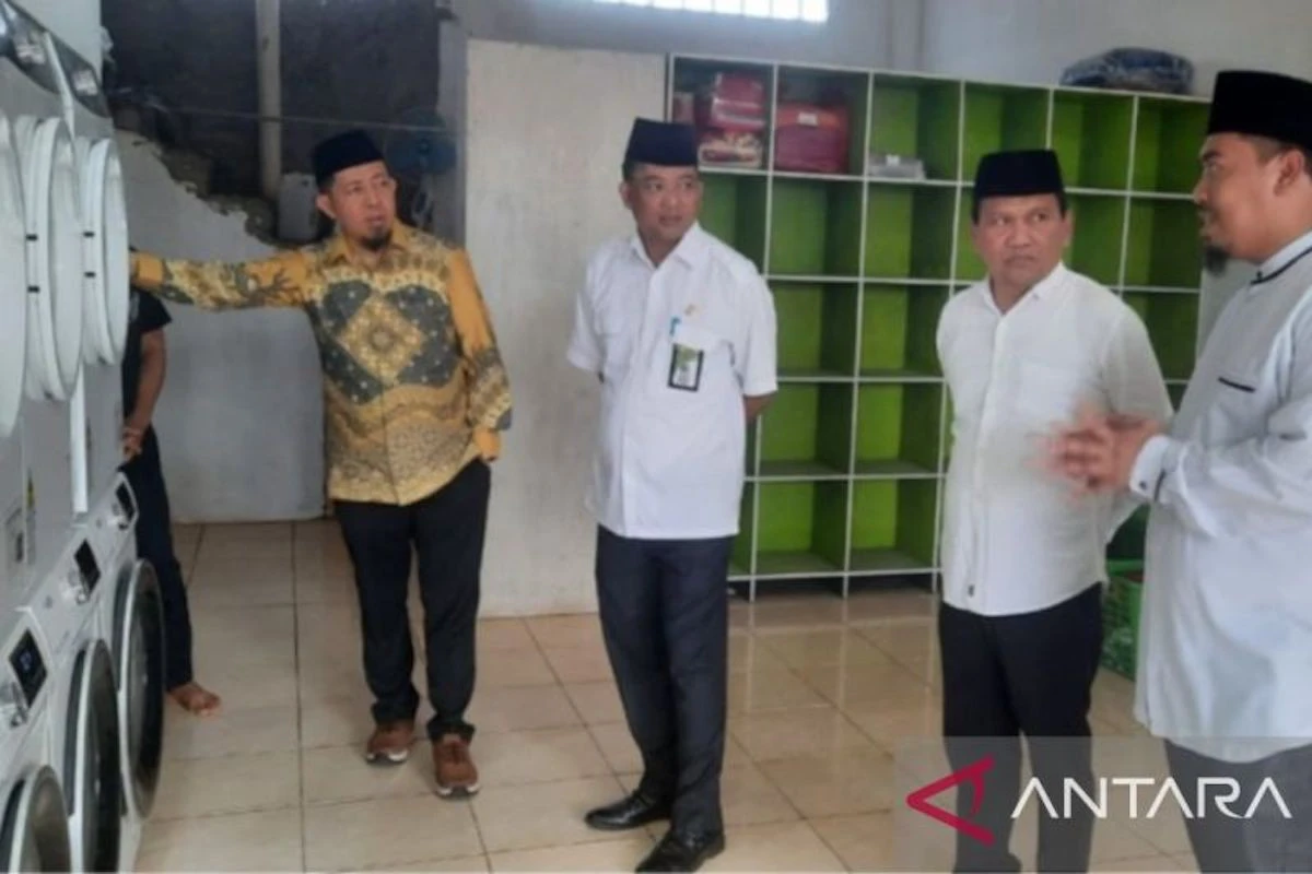 Kemenag Mendorong Kemandirian Ekonomi Pesantren di Sulut