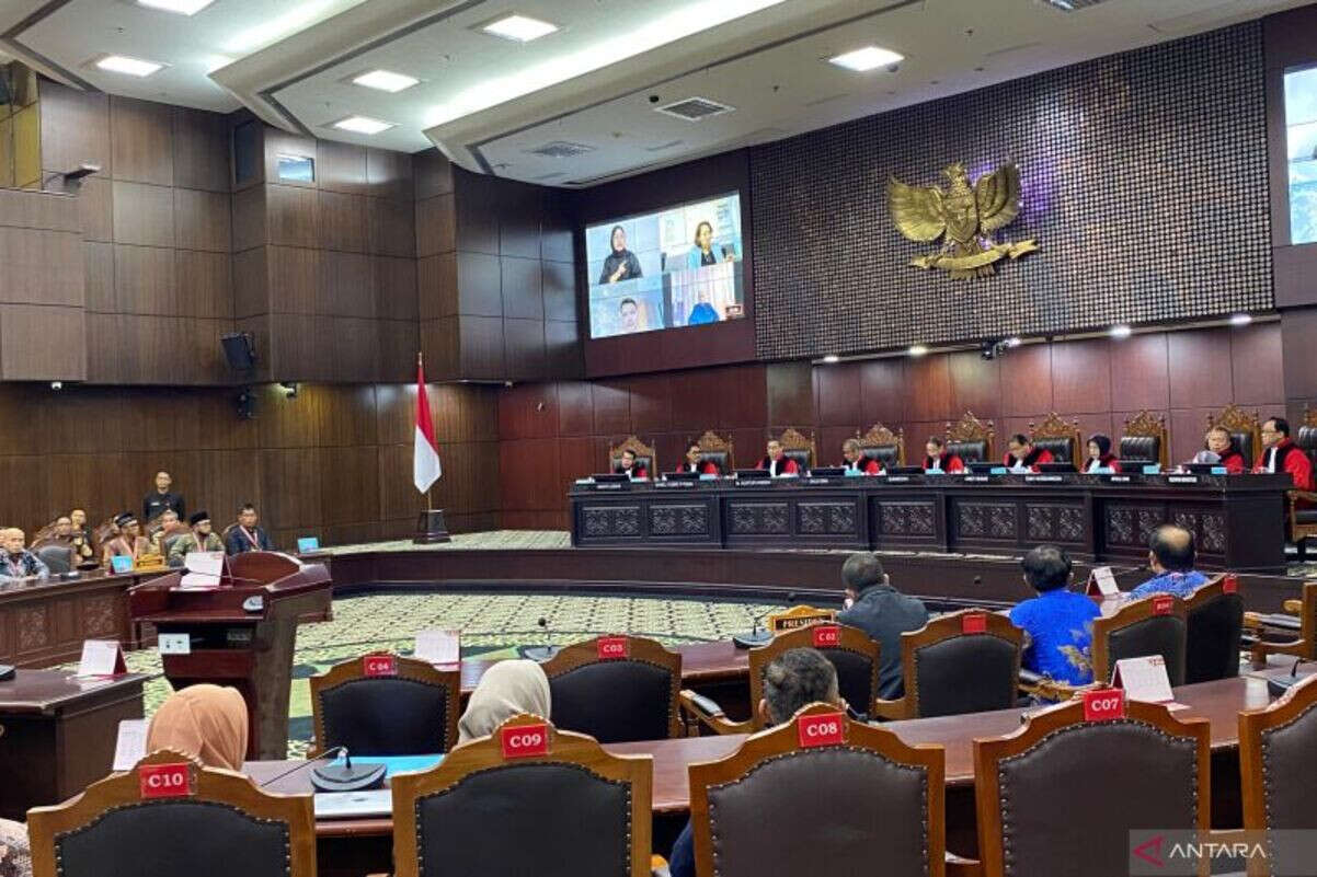 MK Ingatkan Pembentuk UU Tidak Boleh Sering Ubah Syarat Usia Pejabat Publik