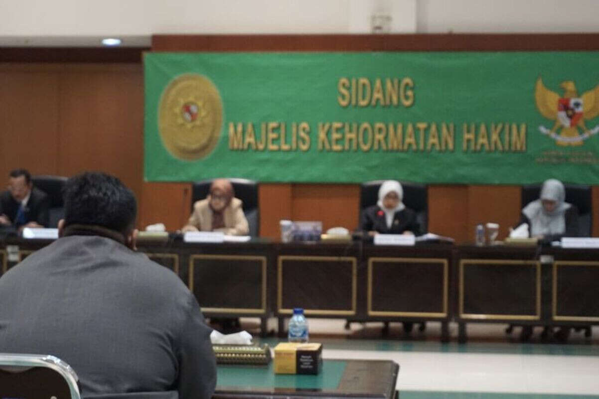 Mangkir 70 Hari Kerja, Hakim di Medan Ini Diberhentikan