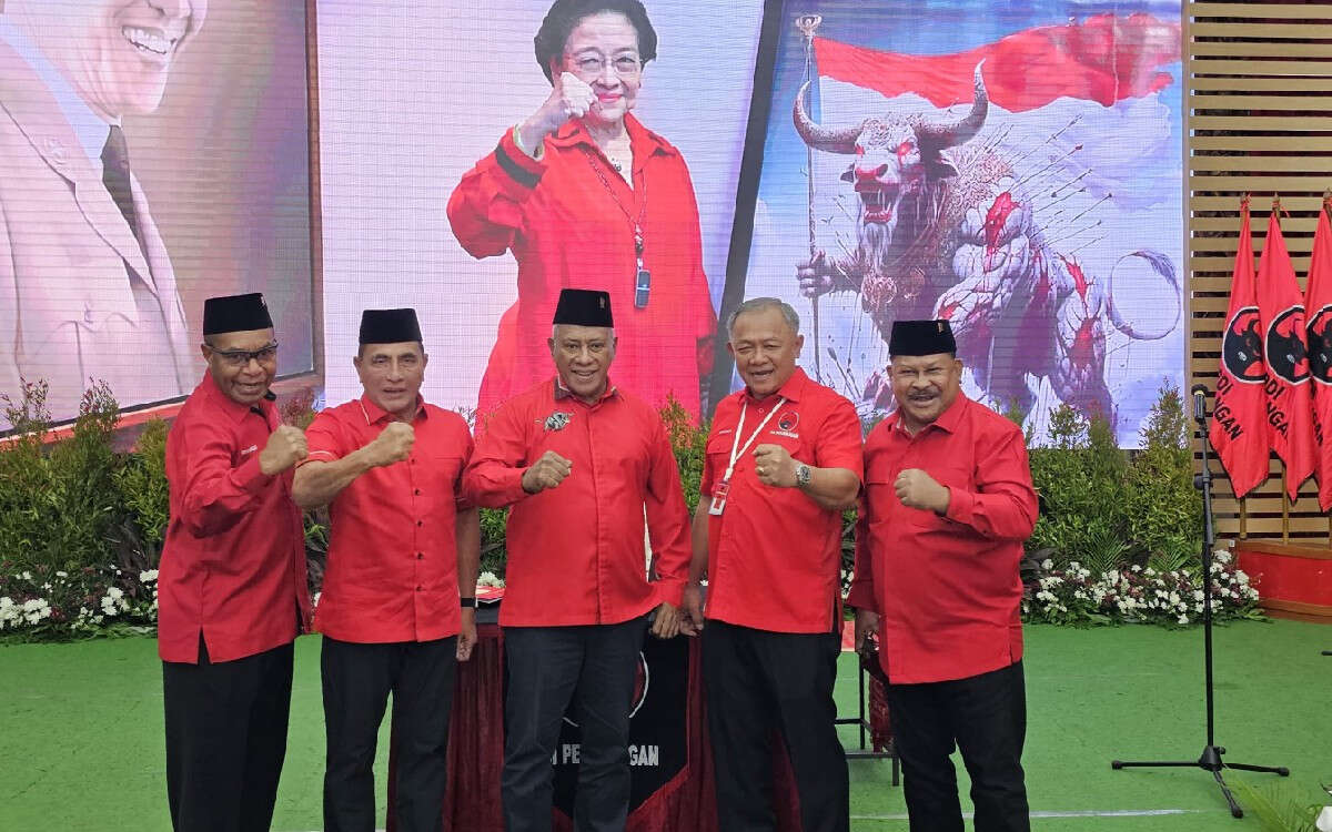 PDIP Sudah Usung 4 Purnawirawan TNI di Pilkada 2024, Andika Bakal Menyusul?