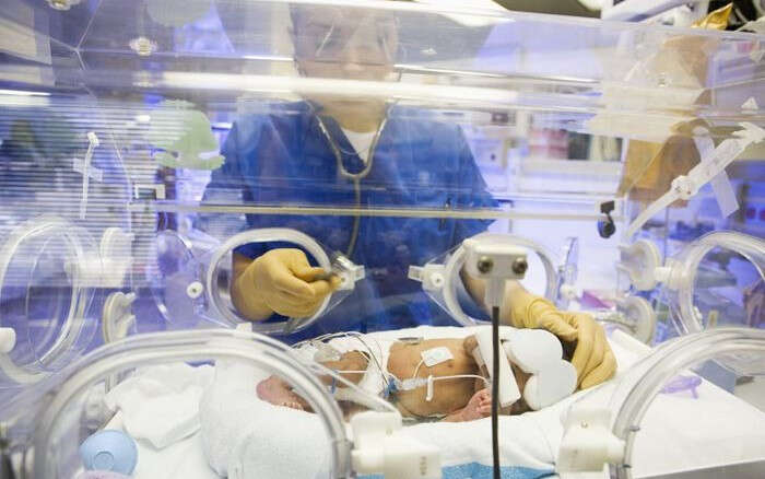 Tingkat Kelahiran Bayi Prematur di Indonesia Masih Tinggi, AstraZeneca Edukasi Bahaya Infeksi RSV