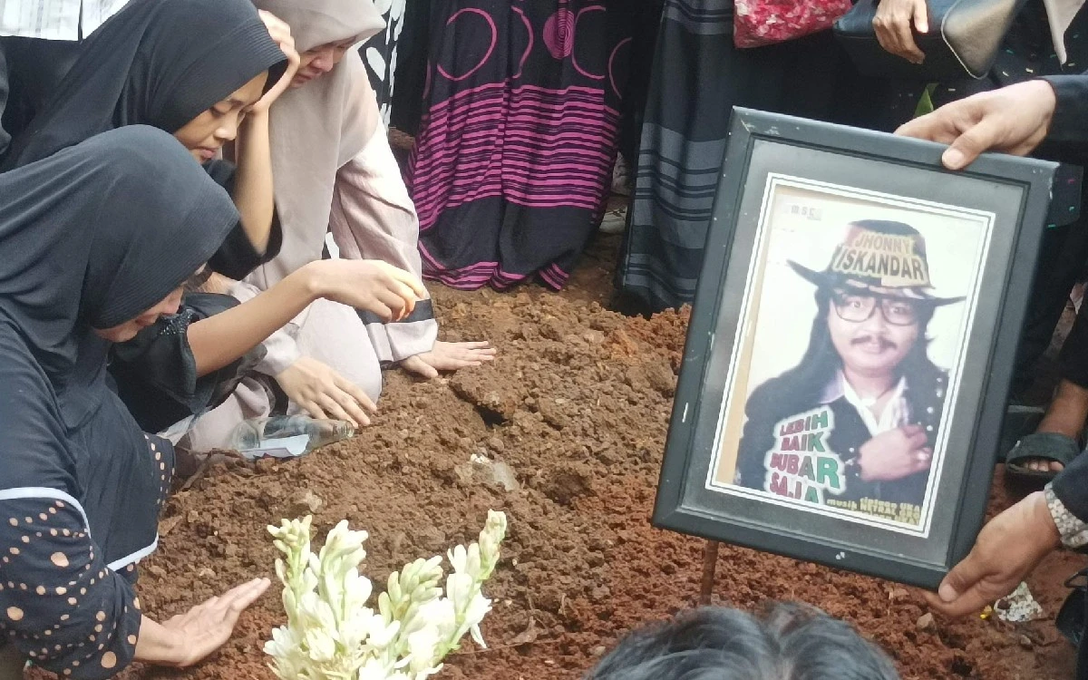 Sebelum Meninggal, Jhonny Iskandar Sempat Menolak ke Rumah Sakit Karena Hal Ini