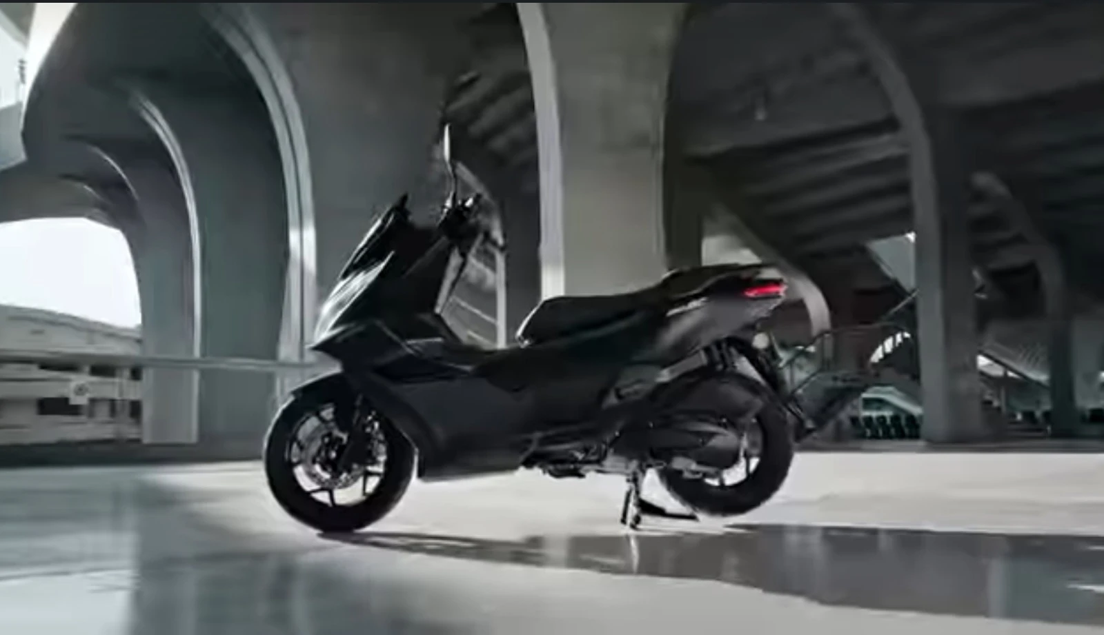 CFMoto Merilis Teaser Skutik 150cc Pesaing Yamaha Nmax dan Honda PCX