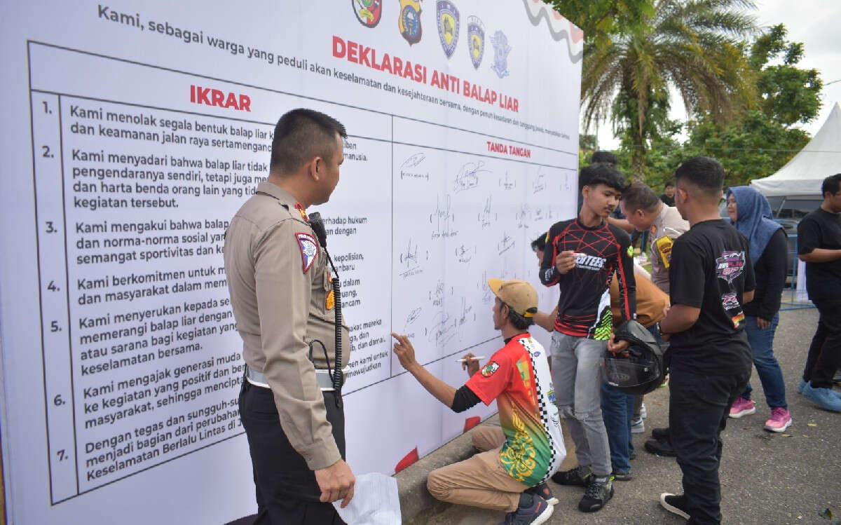 Ratusan Pemuda di Pekanbaru Deklarasi Antibalap Liar, Begini Sikapnya