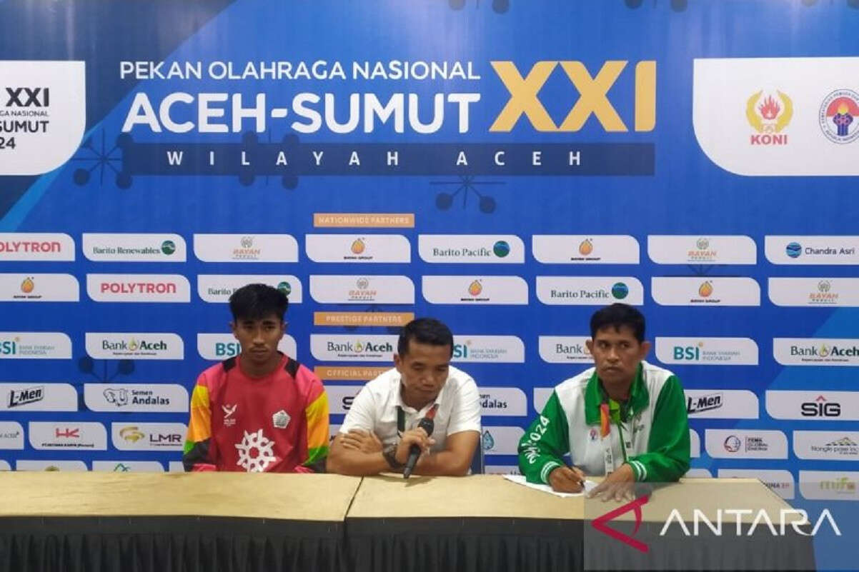 Final Sepak Bola PON XXI Jatim vs Jabar, Pelatih Aceh Minta Maaf, Fakhri Husaini Sedih