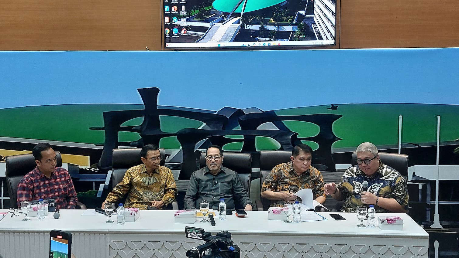 DPR Dorong Kajian Mendalam untuk Perumusan Regulasi Industri Hasil Tembakau