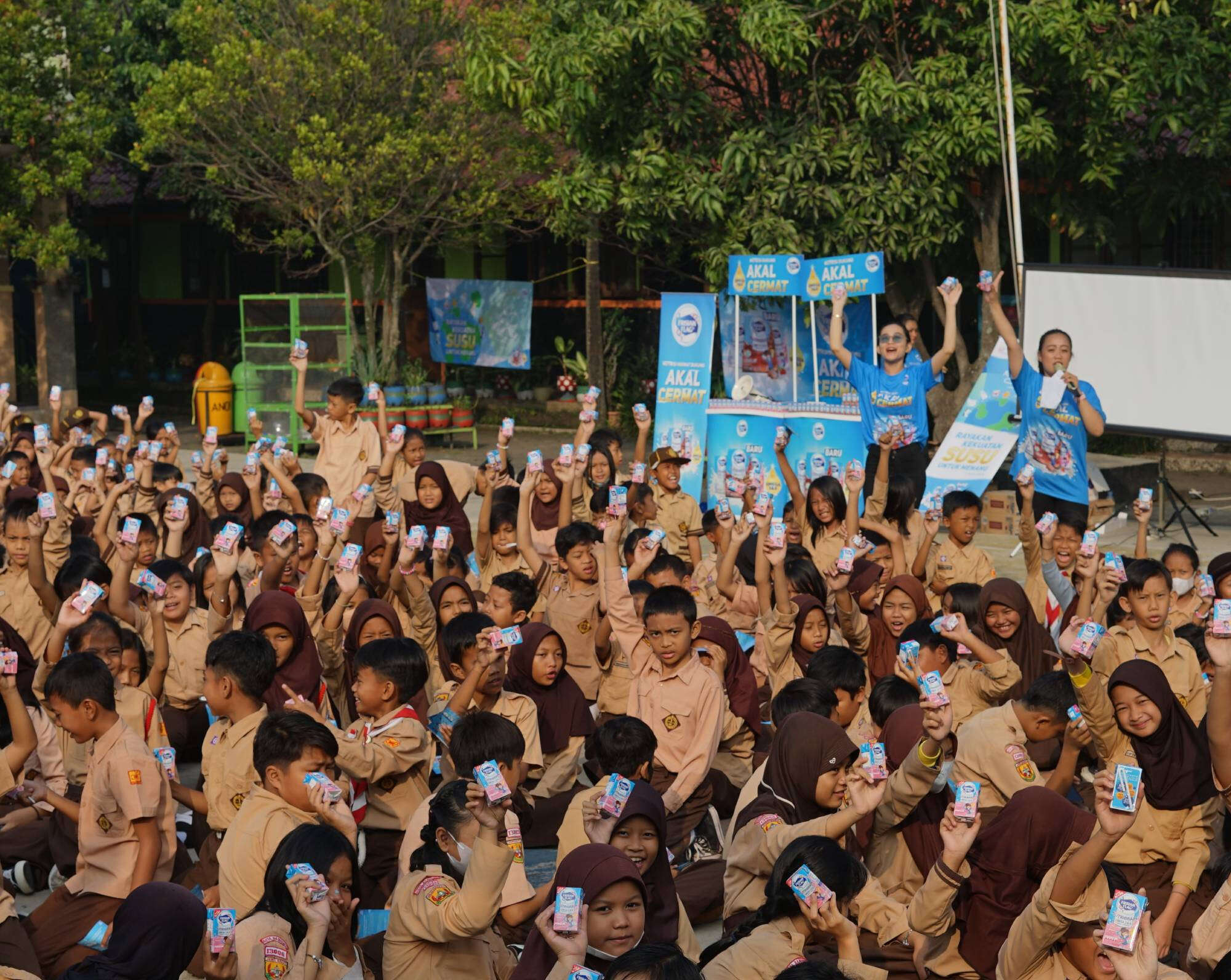 Frisian Flag Indonesia Rayakan Hari Susu Sedunia 2024