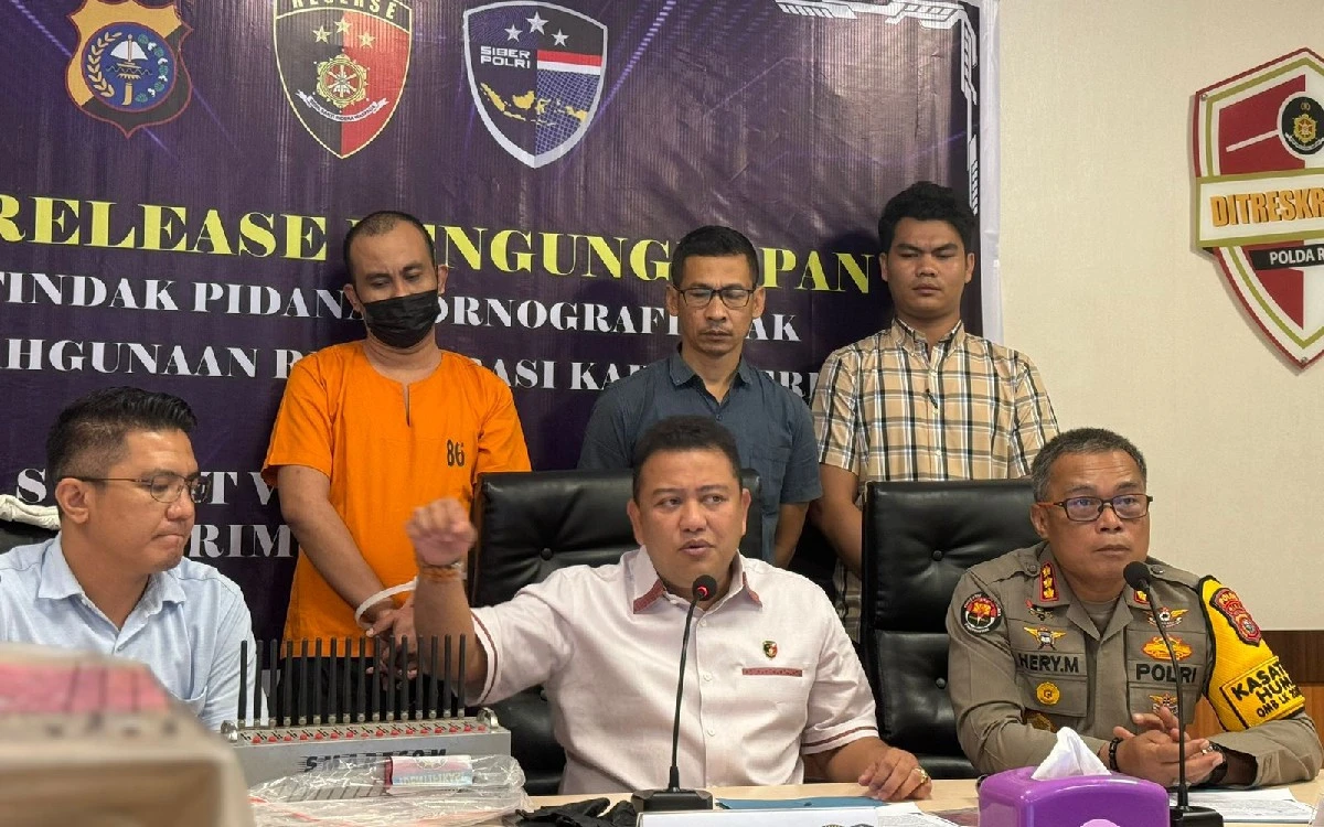 FW Gunakan Data Penduduk Saat Pemilu untuk Meregistrasi Kartu Perdana, Polisi Bertindak