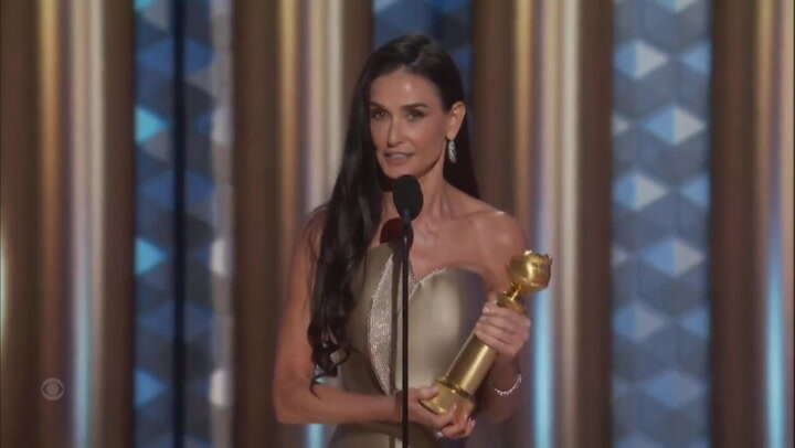 Demi Moore fights back tears in powerful Golden Globes speech